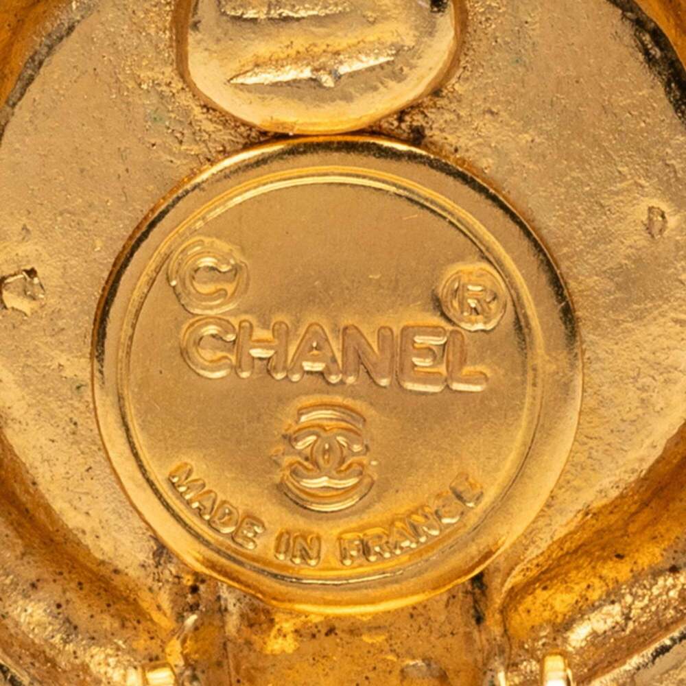 CHANEL Authentic Green Logo Earrings - Picture 3 of 5